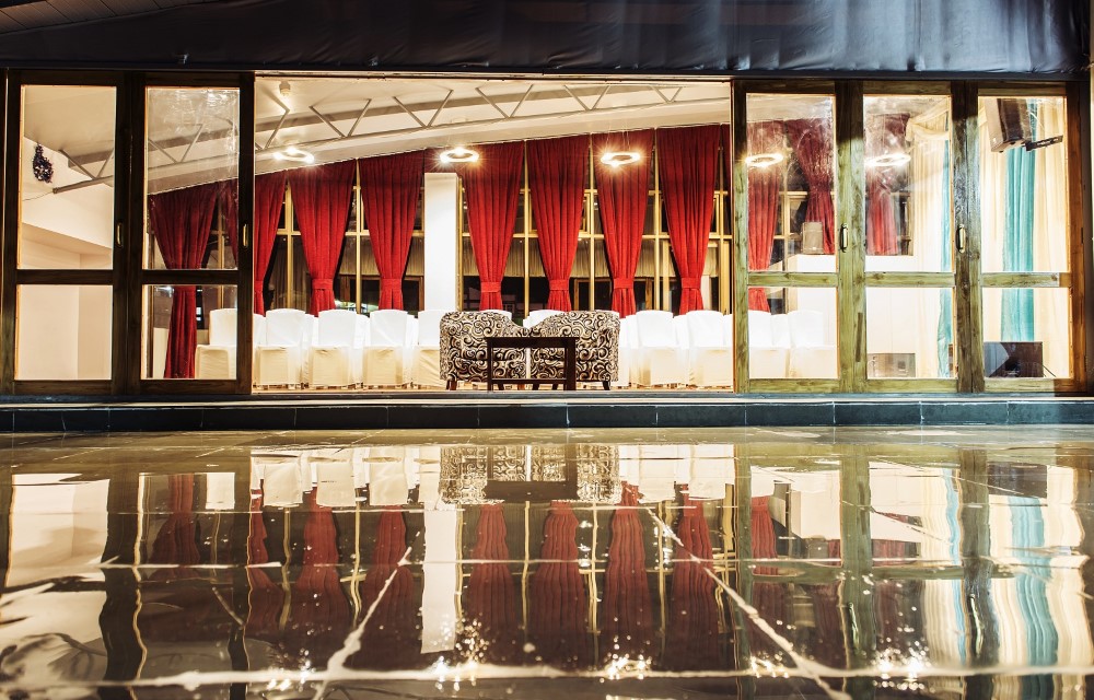 Unwinding in Urban Oases: How City Hotels Are Redefining Tranquility